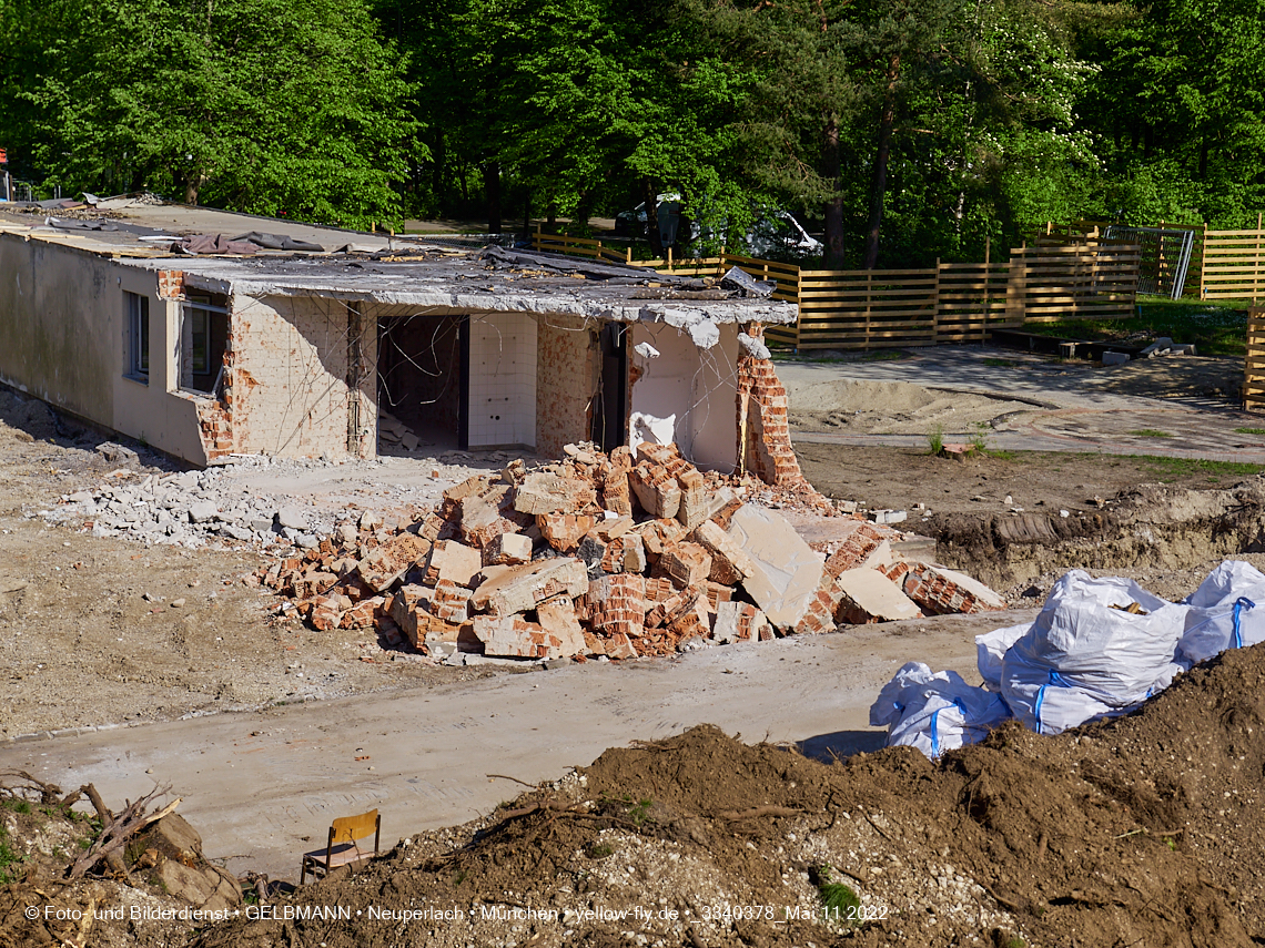 11.05.2022 - Baustelle am Haus für Kinder in Neuperlach